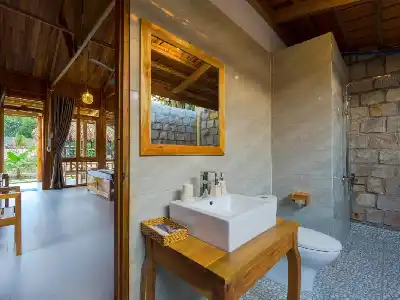 Island Lodge