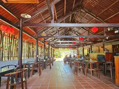 Ong Lang Bay Resort