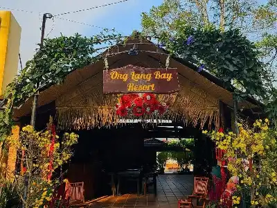 Ong Lang Bay Resort