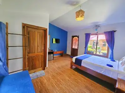 Ong Lang Bay Resort