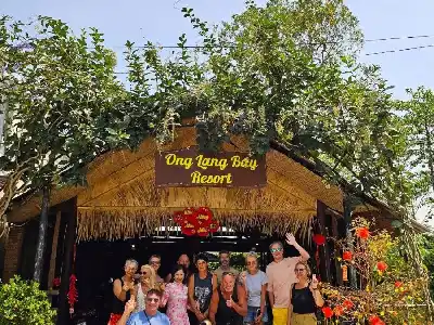 Ong Lang Bay Resort