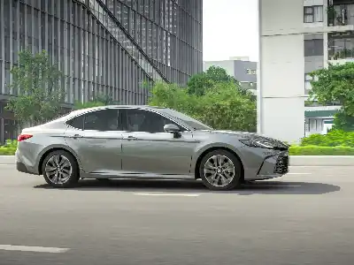 Cho thuê Toyota Camry 2023