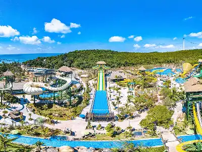Vé công viên nước Aquatopia Water Park Phú Quốc
