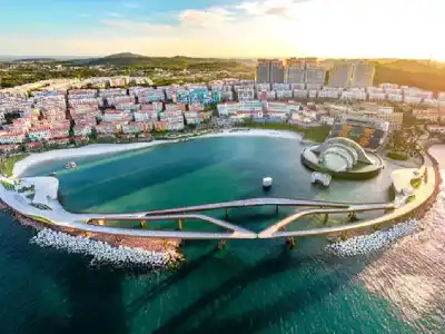 Cable Car, Water Park & Evening Show Tour