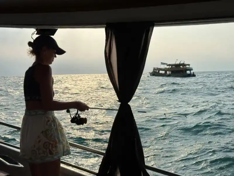 Sunrise Deep Sea Fishing Tour