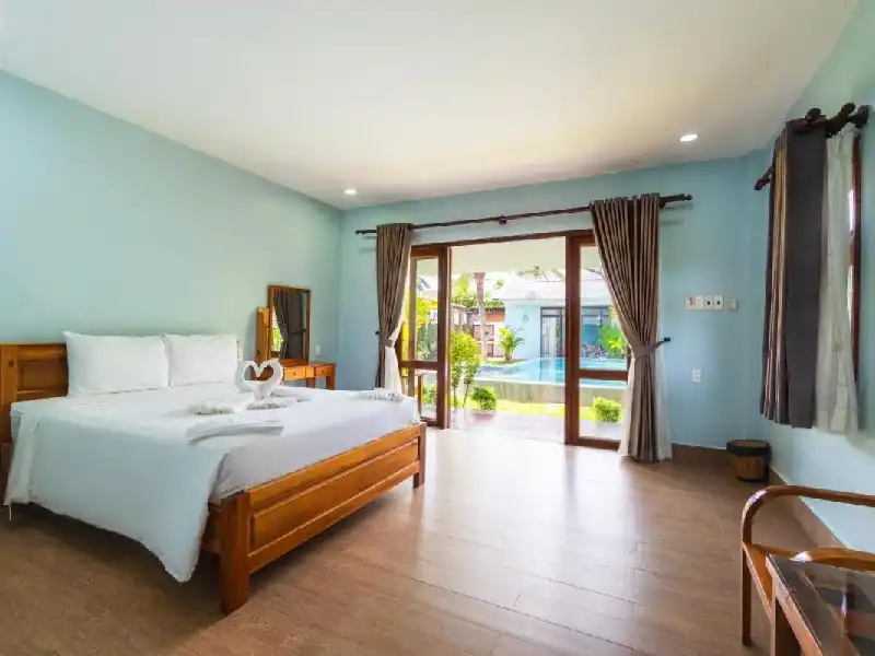 Double Room with Pool View