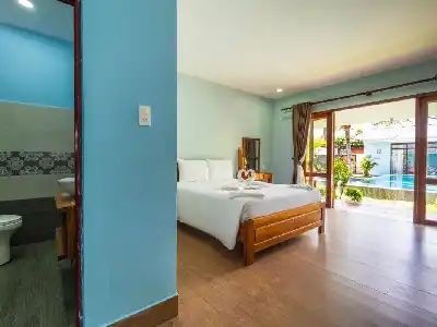 Double Room with Pool View