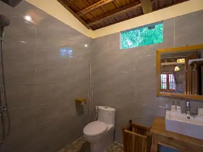 Cottage with garden view