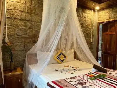 Red Rock King Room