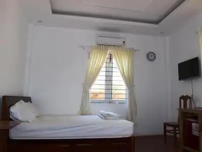 Bungalow Double Bed